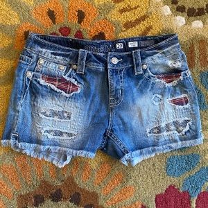 Miss Me signature short